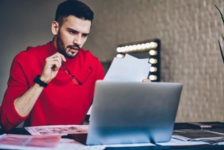 Второе высшее: как сдать сессию на «отлично», если студент работает?